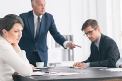 signs of workplace bullying